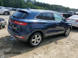 2017 Lincoln MKC Premiere with VIN 5LMCJ1C90HUL15517, listed as a Copart auction lot 59150264 with 71,562 mi miles and Salvage Title. Bid and sale history available at DreamBid. Image 3.