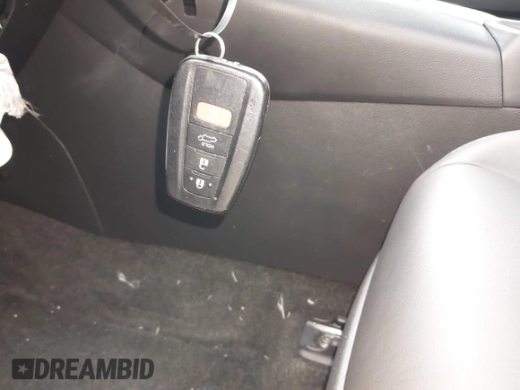 2021 Toyota RAV4 Hybrid XSE with VIN 4T3E6RFV9MU053485, listed as a IAAI auction lot 41761892 with 36,156 mi miles. Bid and sale history available at carsss.com. Image 11.