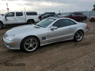 2004 Mercedes-Benz SL 500 z VIN WDBSK75F34F062874, wystawiony jako Copart lot #60122105 z przebiegiem 53 772 mil mil oraz Czysty tytuł • Clean title. Historia ofert i sprzedaży dostępna na DreamBid. Obrazek 1.