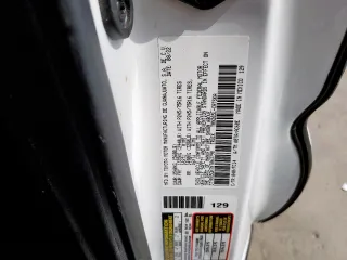 2022 Toyota Tacoma SR with VIN 3TYRX5GN7NT063798, listed as a Copart auction lot 57608435 with 31,115 mi miles and Salvage title. Bid and sale history available at DreamBid. Image 13.