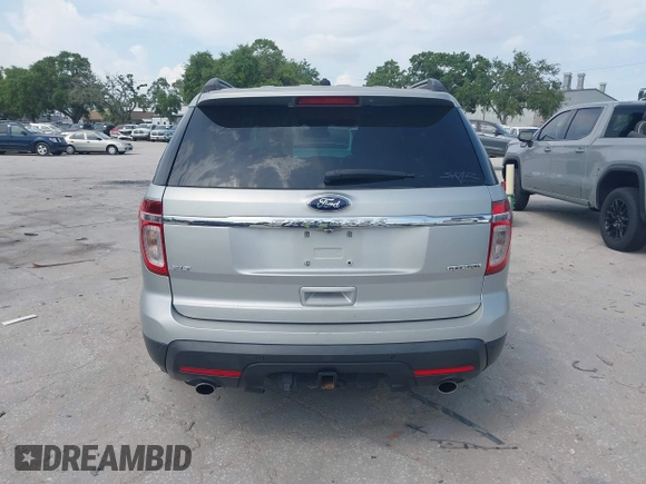 2018 Ford Police Interceptor Utility z VIN 1FM5K8AR4JGC95328, wystawiony jako IAAI lot #42295227 z przebiegiem 119 872 mil mil oraz . Historia ofert i sprzedaży dostępna na DreamBid. Obrazek 16.