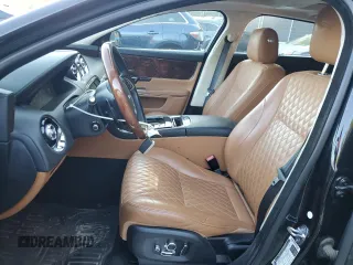 2016 Jaguar XJ Portfolio с VIN SAJWJ2GD5G8W02952, выставлен на аукционе Copart как лот 75216074 с пробегом 98 766 миль миль и Чистый • Clean title. История ставок и продаж доступна на DreamBid. Изображение 7.