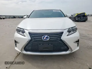 2016 Lexus ES 300h z VIN JTHBW1GG4G2110983, wystawiony jako Copart lot #57089895 z przebiegiem 85 840 mil mil oraz Szkoda całkowita • Salvage title. Historia ofert i sprzedaży dostępna na DreamBid. Obrazek 5.
