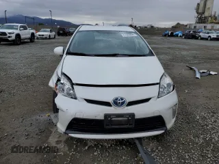 2015 Toyota Prius Four with VIN JTDKN3DU2F0467633, listed as a Copart auction lot 47850035 with 151,682 mi miles and Salvage Title. Bid and sale history available at DreamBid. Image 5.