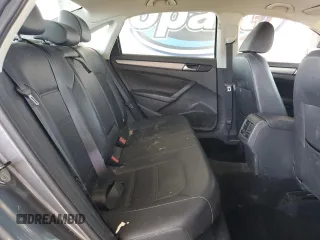2014 Volkswagen Passat SE z VIN 1VWBT7A32EC090871, wystawiony jako Copart lot #57350735 z przebiegiem 106 002 mil mil oraz Czysty tytuł • Clean title. Historia ofert i sprzedaży dostępna na DreamBid. Obrazek 10.