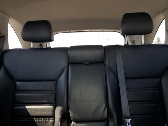 2016 Kia Sorento EX with VIN 5XYPH4A55GG001934, listed as a Copart auction lot 50178695 with 93,922 mi miles and Salvage Title. Bid and sale history available at DreamBid. Image 10.