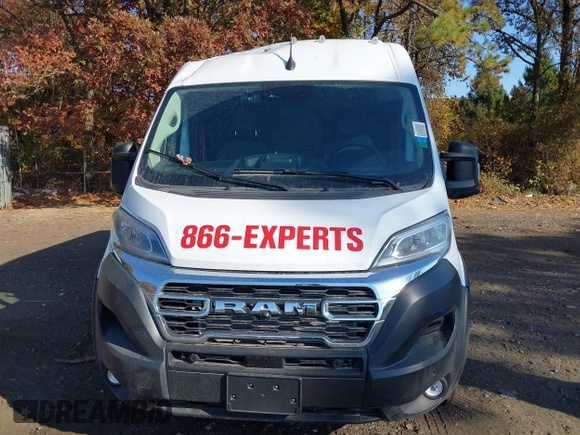 2024 Ram ProMaster Cargo Tradesman with VIN 3C6LRVDG6RE125555, listed as a IAAI auction lot 40639262 with 18 mi miles and . Bid and sale history available at DreamBid. Image 12.