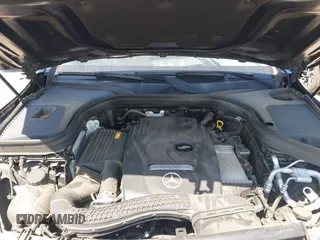 2019 Mercedes-Benz GLC 300 with VIN WDC0G4JB2KV183985, listed as a IAAI auction lot 42004134 with Not provided miles and . Bid and sale history available at DreamBid. Image 10.