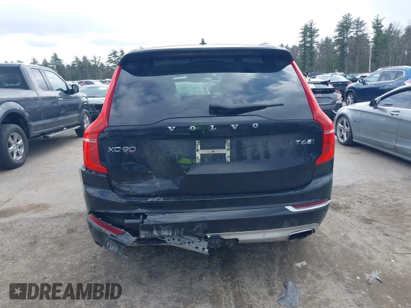 2016 Volvo XC90 T6 Inscription with VIN YV4A22PL2G1001341, listed as a IAAI auction lot 41889096 with 88,354 mi miles. Bid and sale history available at carsss.com. Image 17.