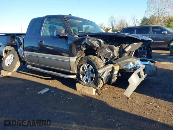 2003 Chevrolet Silverado 1500 with VIN 2GCEK19T231175216, listed as a IAAI auction lot 40819455 with 89,855 mi miles. Bid and sale history available at carsss.com. Image 1.