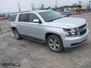 2018 Chevrolet Suburban LT with VIN 1GNSCHKC1JR394991, listed as a IAAI auction lot 41192222 with 90,313 mi miles. Bid and sale history available at carsss.com. Image 1.