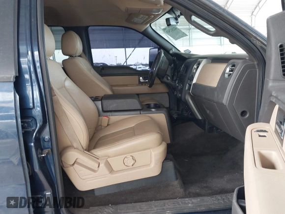 2014 Ford F-150 XL z VIN 1FTFW1EF4EKF53208, wystawiony jako IAAI lot #42202543 z przebiegiem 191 891 mil mil oraz . Historia ofert i sprzedaży dostępna na DreamBid. Obrazek 5.