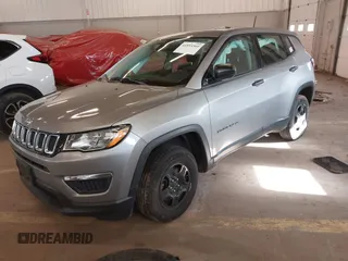 2018 Jeep Compass Sport z VIN 3C4NJDAB6JT179613, wystawiony jako IAAI lot #41893360 z przebiegiem 72 846 mil mil oraz . Historia ofert i sprzedaży dostępna na DreamBid. Obrazek 17.
