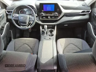 2023 Toyota Highlander L z VIN 5TDKDRAH6PS501987, wystawiony jako Copart lot #56431265 z przebiegiem 42 399 mil mil oraz Czysty tytuł • Clean title. Historia ofert i sprzedaży dostępna na DreamBid. Obrazek 8.