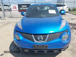 2011 Nissan Juke SL with VIN JN8AF5MV6BT015680, listed as a IAAI auction lot 42059259 with 105,704 mi miles. Bid and sale history available at carsss.com. Image 6.