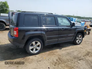 2014 Jeep Patriot Latitude with VIN 1C4NJRFB3ED761587, listed as a Copart auction lot 60554245 with 138,763 mi miles and Salvage title. Bid and sale history available at DreamBid. Image 3.