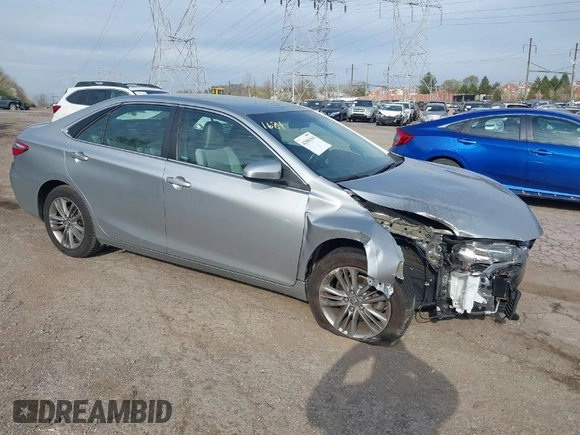 2017 Toyota Camry XLE with VIN 4T1BF1FK1HU783044, listed as a IAAI auction lot 42006364 with 82,564 mi miles. Bid and sale history available at carsss.com. Image 1.