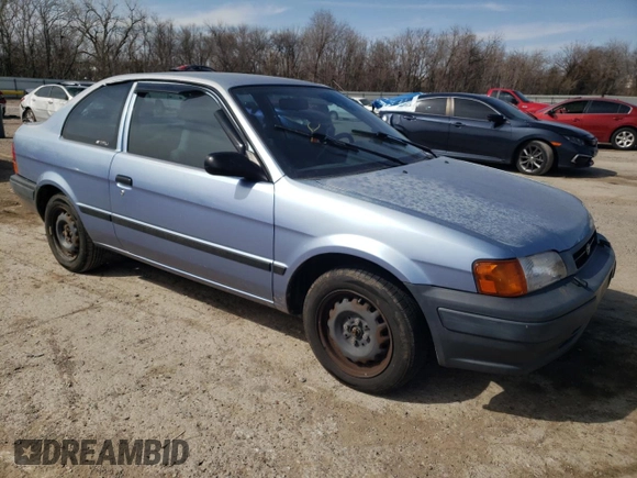 1997 Toyota Tercel CE z VIN JT2AC52L7V0212023, wystawiony jako Copart lot #49150285 z przebiegiem 74 742 mil mil oraz Czysty tytuł • Clean title. Historia ofert i sprzedaży dostępna na DreamBid. Obrazek 4.