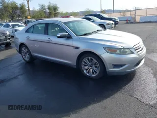 2010 Ford Taurus Limited z VIN 1FAHP2JW5AG114474, wystawiony jako IAAI lot #41928643 z przebiegiem 217 118 mil mil oraz . Historia ofert i sprzedaży dostępna na DreamBid. Obrazek 1.