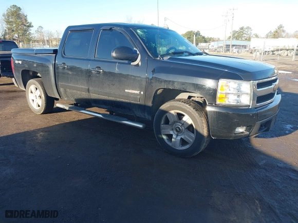 2008 Chevrolet Silverado 1500 LTZ with VIN 3GCEK13Y68G261227, listed as a IAAI auction lot 41524292 with 484,220 mi miles. Bid and sale history available at carsss.com. Image 1.