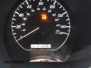 2007 Lexus RX 350 with VIN JTJGK31U270006689, listed as a IAAI auction lot 41638323 with 210,381 mi miles. Bid and sale history available at carsss.com. Image 15.