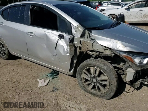 2021 Nissan Versa SV z VIN 3N1CN8EV1ML868652, wystawiony jako Copart lot #52175975 z przebiegiem 85 708 mil mil oraz Szkoda całkowita • Salvage title. Historia ofert i sprzedaży dostępna na DreamBid. Obrazek 10.