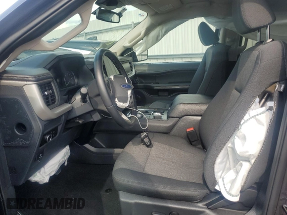 2024 Ford Expedition XLT with VIN 1FMJU1H80REA59831, listed as a Copart auction lot 63849455 with 26,936 mi miles and Salvage title. Bid and sale history available at DreamBid. Image 7.