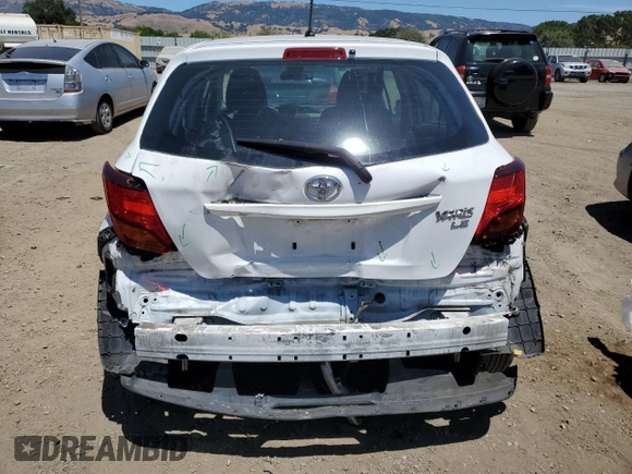 2017 Toyota Yaris L z VIN VNKKTUD32HA083729, wystawiony jako Copart lot #58020955 z przebiegiem 66 075 mil mil oraz Szkoda całkowita • Salvage title. Historia ofert i sprzedaży dostępna na DreamBid. Obrazek 6.
