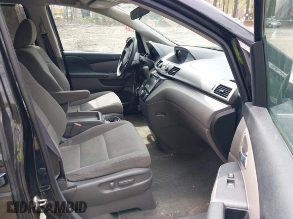 2014 Honda Odyssey EX with VIN 5FNRL5H49EB076814, listed as a IAAI auction lot 41941319 with 101,764 mi miles. Bid and sale history available at carsss.com. Image 5.