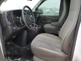 2015 Chevrolet Express Cargo z VIN 1GCZGUCG4F1264179, wystawiony jako Copart lot #58852475 z przebiegiem 294 776 mil mil oraz Czysty tytuł • Clean title. Historia ofert i sprzedaży dostępna na DreamBid. Obrazek 7.