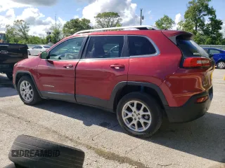 2015 Jeep Cherokee Latitude with VIN 1C4PJLCB9FW627800, listed as a Copart auction lot 56161195 with 213,821 mi miles and Clean Title. Bid and sale history available at DreamBid. Image 2.