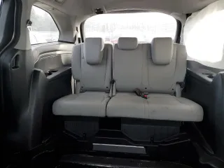 2019 Honda Odyssey EX-L with VIN 5FNRL6H77KB122457, listed as a Copart auction lot 42988715 with 62,444 mi miles and Salvage Title. Bid and sale history available at carsss.com. Image 10.