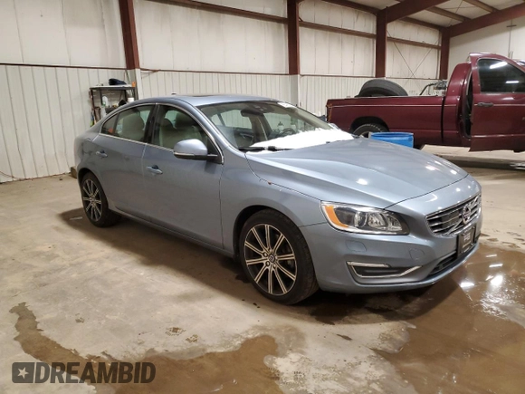 2017 Volvo S60 Inscription Platinum with VIN LYV402TM4HB153636, listed as a Copart auction lot 86488284 with 87,333 mi miles and Salvage Title. Bid and sale history available at carsss.com. Image 4.