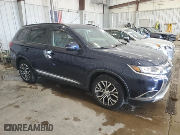 2016 Mitsubishi Outlander SE with VIN JA4AZ3A30GZ038641, listed as a Copart auction lot 56382595 with 82,863 mi miles and Non repairable. Bid and sale history available at DreamBid. Image 4.