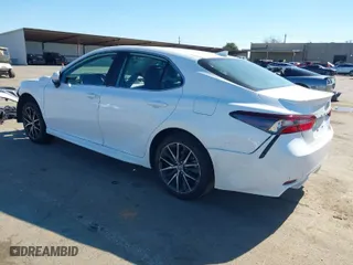 2023 Toyota Camry SE with VIN 4T1T11AK2PU742060, listed as a IAAI auction lot 41671200 with 1 mi miles. Bid and sale history available at carsss.com. Image 3.