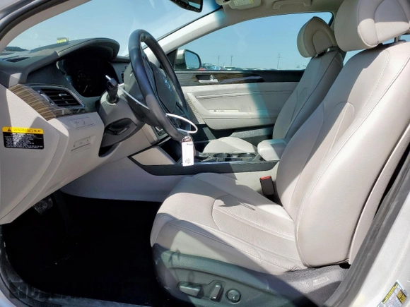 2016 Hyundai Sonata Sport with VIN 5NPE34AF2GH306587, listed as a Copart auction lot 50207365 with 94,373 mi miles and Clean Title. Bid and sale history available at DreamBid. Image 7.