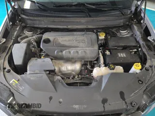 2020 Jeep Cherokee Latitude with VIN 1C4PJLCB1LD536043, listed as a IAAI auction lot 42329586 with 61,164 mi miles and . Bid and sale history available at DreamBid. Image 1.