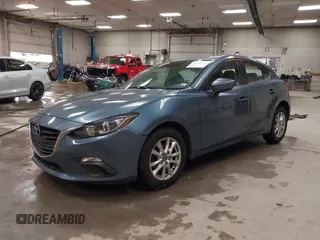 2014 Mazda 3 i Touring z VIN JM1BM1L71E1148770, wystawiony jako IAAI lot #41420978 z przebiegiem 137 385 mil mil oraz . Historia ofert i sprzedaży dostępna na DreamBid. Obrazek 2.