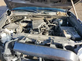2017 Toyota Tacoma SR z VIN 5TFAX5GN8HX087468, wystawiony jako Copart lot #49354265 z przebiegiem 156 991 mil mil oraz Szkoda całkowita • Salvage title. Historia ofert i sprzedaży dostępna na DreamBid. Obrazek 12.