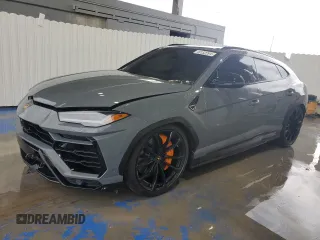 2022 Lamborghini Urus z VIN ZPBUA1ZL8NLA16768, wystawiony jako Copart lot #40152294 z przebiegiem 10 595 mil mil oraz Tytuł czysty. Historia ofert i sprzedaży dostępna na DreamBid. Obrazek 1.
