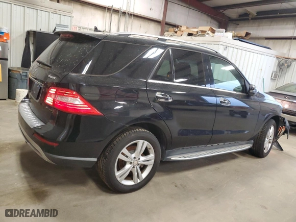 2015 Mercedes-Benz M-Class ML 350 with VIN 4JGDA5HB5FA589370, listed as a Copart auction lot 51262535 with 108,137 mi miles and Salvage Title. Bid and sale history available at carsss.com. Image 3.