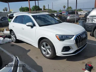 2021 Audi Q3 Premium z VIN WA1AUCF33M1090847, wystawiony jako IAAI lot #41990536 z przebiegiem 86 780 mil mil oraz . Historia ofert i sprzedaży dostępna na DreamBid. Obrazek 1.