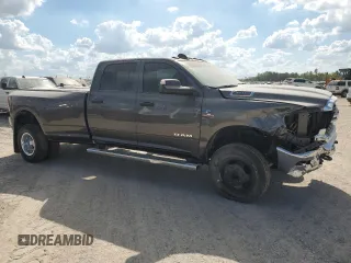 2020 Ram 3500 Tradesman with VIN 3C63RRGL8LG121583, listed as a Copart auction lot 76540914 with 82,935 mi miles and Salvage Title. Bid and sale history available at carsss.com. Image 4.