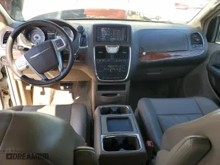 2014 Chrysler Town & Country Touring with VIN 2C4RC1BG8ER111973, listed as a Copart auction lot 49865355 with 124,378 mi miles and Clean Title. Bid and sale history available at carsss.com. Image 8.