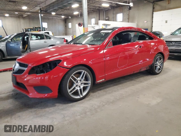 2014 Mercedes-Benz E 350 z VIN WDDKJ8JB0EF241927, wystawiony jako Copart lot #57474985 z przebiegiem 96 335 mil mil oraz Szkoda całkowita • Salvage title. Historia ofert i sprzedaży dostępna na DreamBid. Obrazek 1.