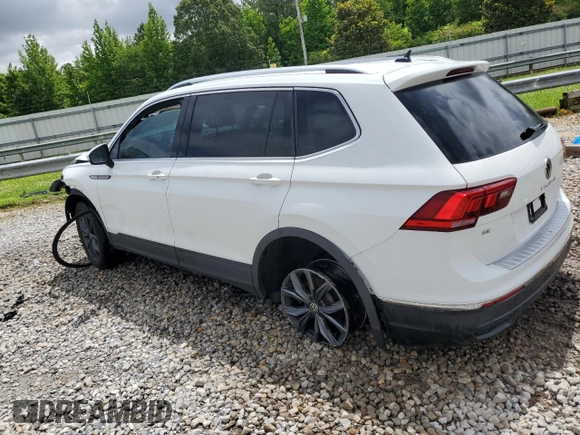 2022 Volkswagen Tiguan SE with VIN 3VV2B7AX3NM133607, listed as a Copart auction lot 54736125 with 25,951 mi miles and Salvage title. Bid and sale history available at DreamBid. Image 2.