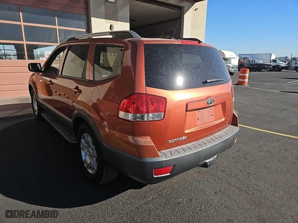 2009 Kia Borrego EX with VIN KNDJH741795016267, listed as a Copart auction lot 42464015 with 208,940 mi miles and Clean Title. Bid and sale history available at carsss.com. Image 3.