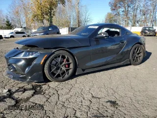 2020 Toyota GR Supra 3.0 with VIN WZ1DB4C04LW029695, listed as a Copart auction lot 83120564 with 18,000 mi miles and Salvage Title. Bid and sale history available at carsss.com. Image 1.