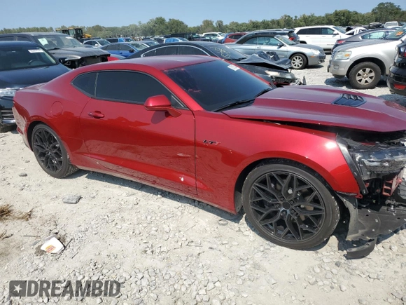 2022 Chevrolet Camaro LT1 with VIN 1G1FF1R73N0117120, listed as a Copart auction lot 70218334 with 37,419 mi miles and Salvage Title. Bid and sale history available at carsss.com. Image 4.