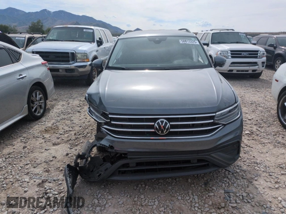 2024 Volkswagen Tiguan S with VIN 3VVFB7AXXRM109652, listed as a Copart auction lot 58813325 with 18,850 mi miles and Salvage title. Bid and sale history available at DreamBid. Image 5.